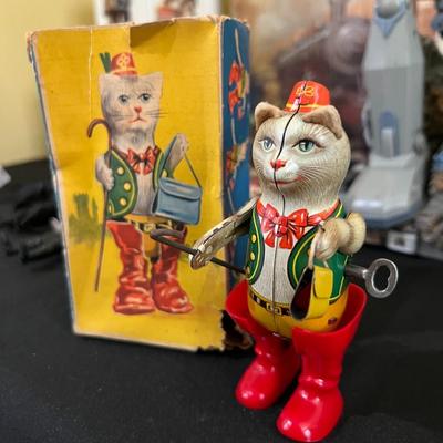 Vintage wind up toy