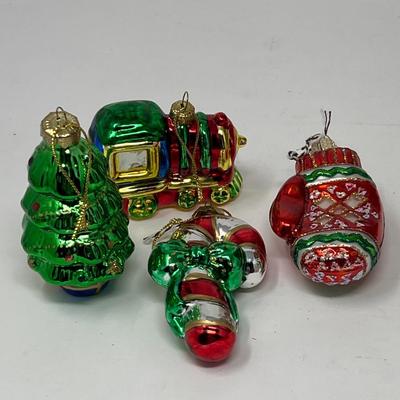 Stunning Decorative Ceramic Vase & Ornaments