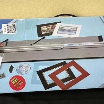 Logan Graphic #450-1 Artist Elite Mat Cutter