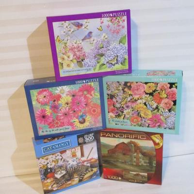 8 Sealed Puzzles - 3 Casterland & 5 Misc Choice 30/32 (See All Pictures)