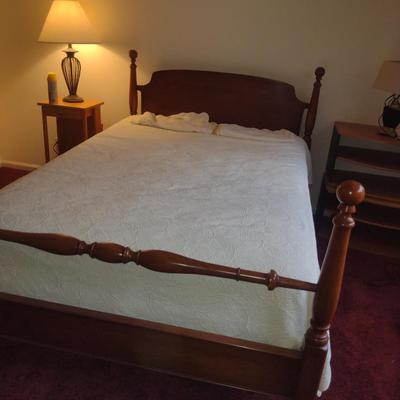 Wooden Head and Foot Board Bed Set- Approx 56" Wide