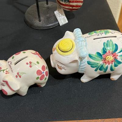 2 Piggy Banks