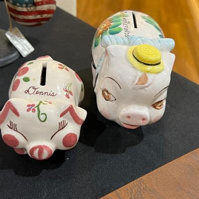 2 Piggy Banks