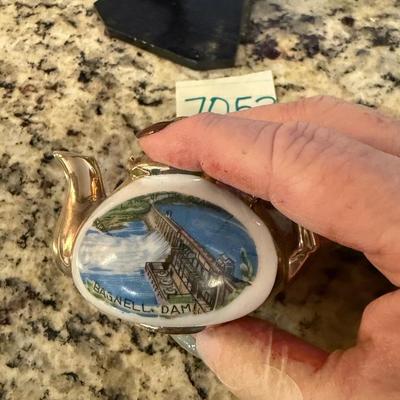 Bagnell Dam small teacup & pot