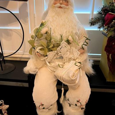 Sitting Santa