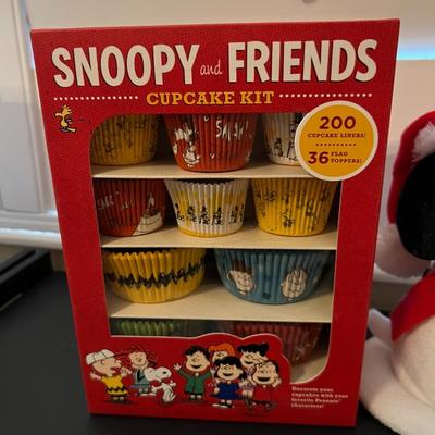 Snoopy Cupcake Kit and Snoopy at Piano