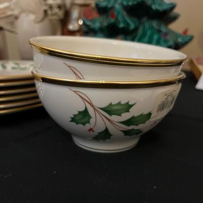 Lenox Holiday Dinnerware
