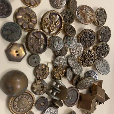 Antique Sewing Buttons Lot