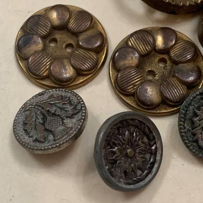 Antique Sewing Buttons Lot
