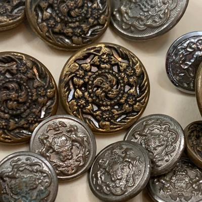 Antique Sewing Buttons Lot