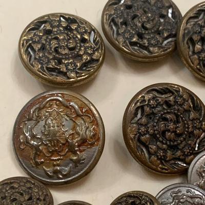 Antique Sewing Buttons Lot