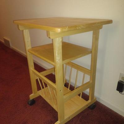 Wooden Rolling Table/Magazine Rack- Measures Approx 22" x 17" x 28 3/4" Tall