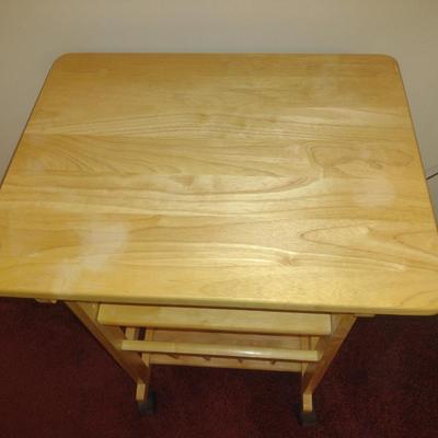 Wooden Rolling Table/Magazine Rack- Measures Approx 22" x 17" x 28 3/4" Tall