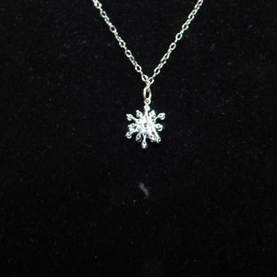 925 Sterling Link Chain w/ 925 + Glass Snowflake Pendant 18" - 1.6g