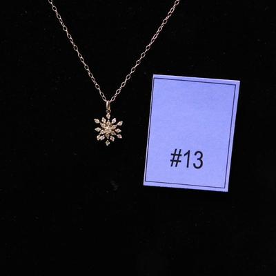 925 Sterling Link Chain w/ 925 + Glass Snowflake Pendant 18" - 1.6g