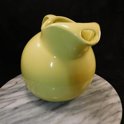 Vintage Hall Pottery Deco Tilt Ball Yellow Pitcher 7.5"
