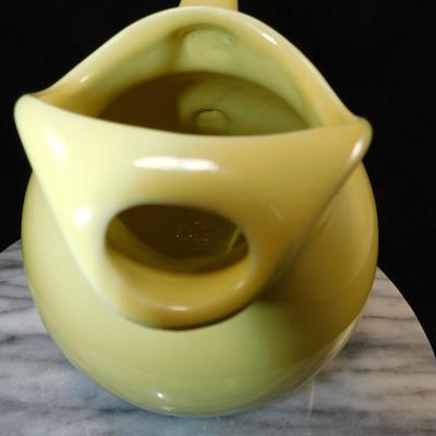 Vintage Hall Pottery Deco Tilt Ball Yellow Pitcher 7.5"