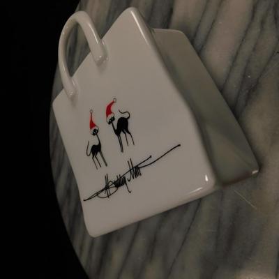 Small P. Buckley Moss Porcelain Shopping Bag w/ Cats 4.5" Tall