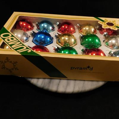 Box of 15 Vintage Pyramid Jumbo Christmas Ornaments Original Box