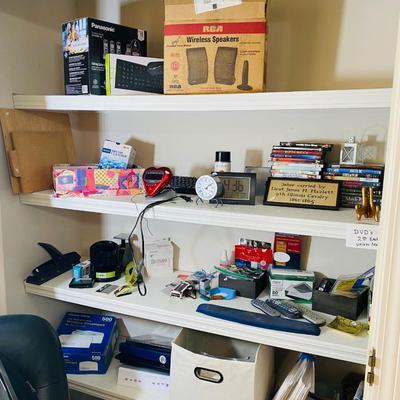 Lot 6: Office supplies, Art, and more
