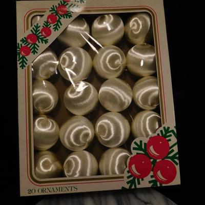 Box of 20 Kmart Satin String Christmas Ornaments