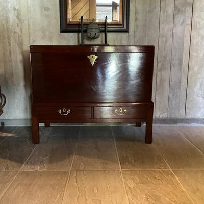 FA600 Antique English Mahogany Storage Chest on Stand