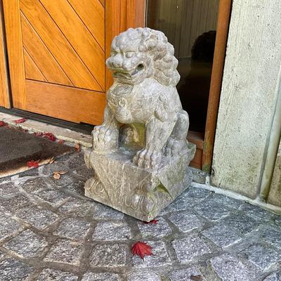 FA605 Pair of Carved Marble Chinese Foo Dogs Garden Statues