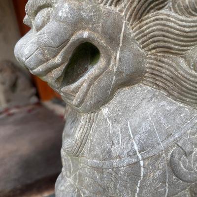 FA605 Pair of Carved Marble Chinese Foo Dogs Garden Statues