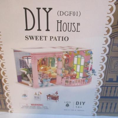 New Rolife DIY Houses Paris Midnight & Sweet Patio & Light Music Bar