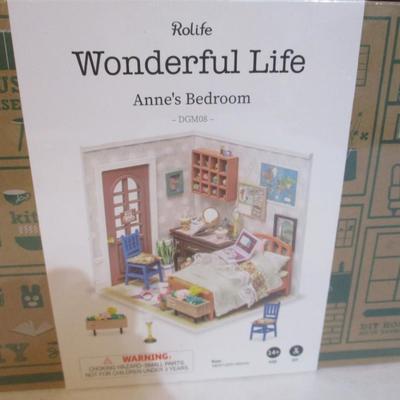 New Rolife DIY Houses Holiday Party Time Wonderful Life Mrs Charlie's Dining Room Anne's Bedroom Sweet Dream