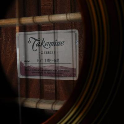 Takamine G Series Electric Acoustic Guitar with On Board Tuner & Gig Bag