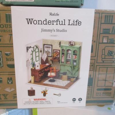 New Rolife DIY Houses Record Mood Happy Camper Holiday Party Time Wonderful Life Jimmy's Studio