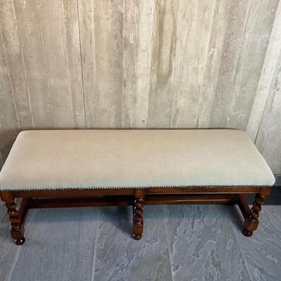 FA611 English Style Barley Twist Leg Upholstered Bench (B)
