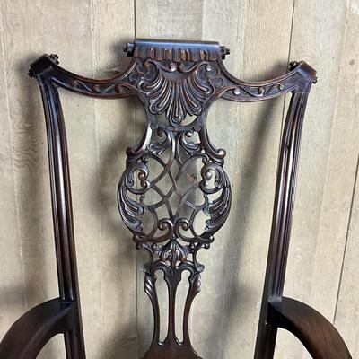 FA612 Large Antique Chippendale Hand carved Mahogany Arm Chair