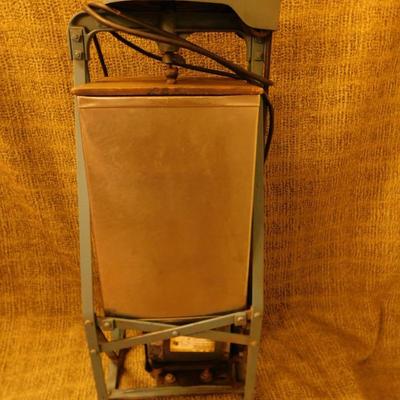 Vintage Electric Butter Churn - Needs New Belt & Cord Untested