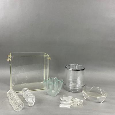 O621 Lot of Mid Century Modern Clear Lucite