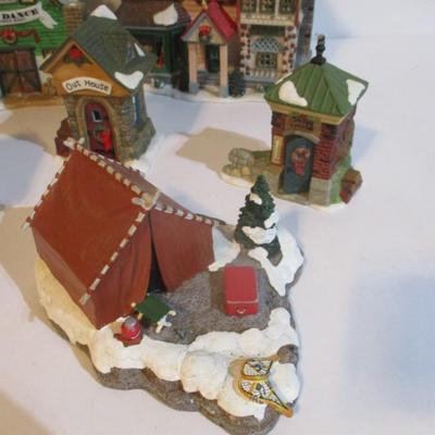 Holiday Time Figurines & Buildings Lot 2