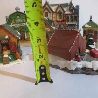 Holiday Time Figurines & Buildings Lot 2