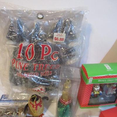 Holiday Christmas Decorations Some Home Made Lot 3