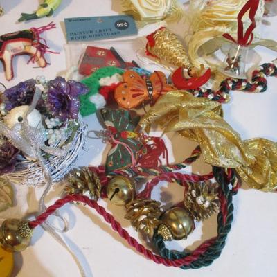 Holiday Christmas Decorations Some Home Made Lot 3