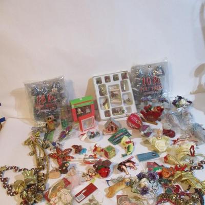 Holiday Christmas Decorations Some Home Made Lot 3