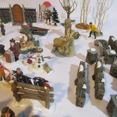 Holiday Figurines Lot 4
