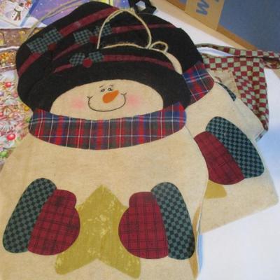 Holiday Gift Bags Lot 8