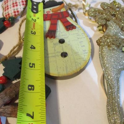 Christmas Tree Decorations Lot 9