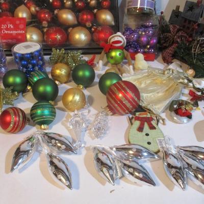 Vintage Christmas Tree Decorations Lot 10