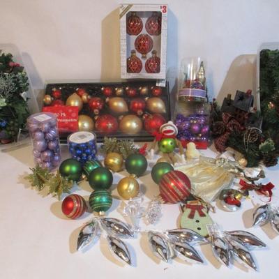 Vintage Christmas Tree Decorations Lot 10