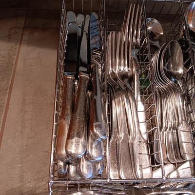 12 PLACE SETTING OF ONEIDA STAINLESS SILVER FLATWARE