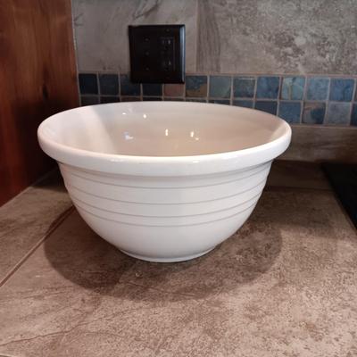 LARGE 12" ROSEVILLE OHIO CLAY BOWL
