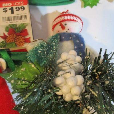Holiday Decorations Snowmen Mini Tree Skirts Lot 15