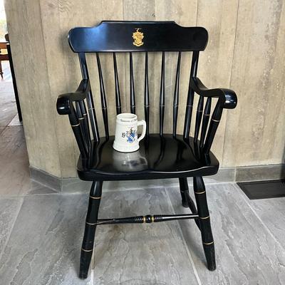 O632 University of Maryland Captains Chair by S. Bent Bros. with Mug
